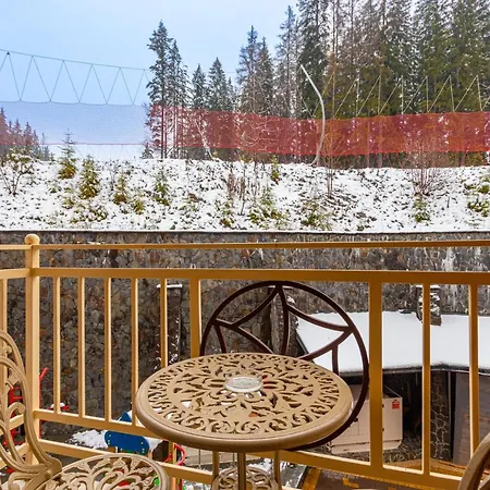 Petros Hotel Bukovel Exterior photo